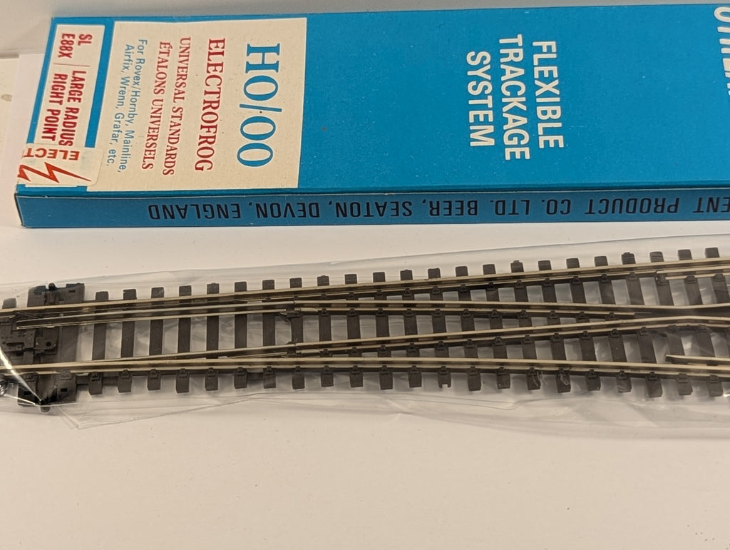 Peco SL-E88X OO Gauge Large Radius Right Hand Point
