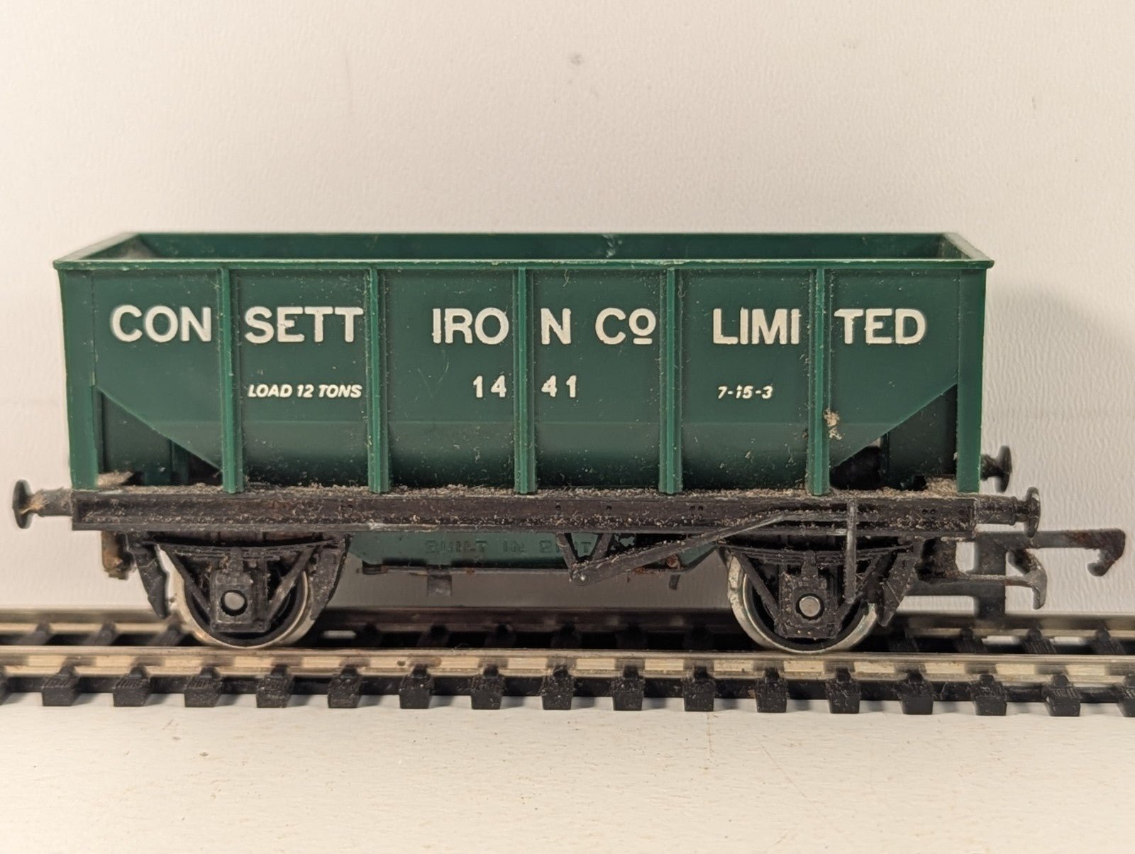 Tri-ang OO Gauge Consett Iron Co. 12 Ton Hopper Wagon Goods Wagon