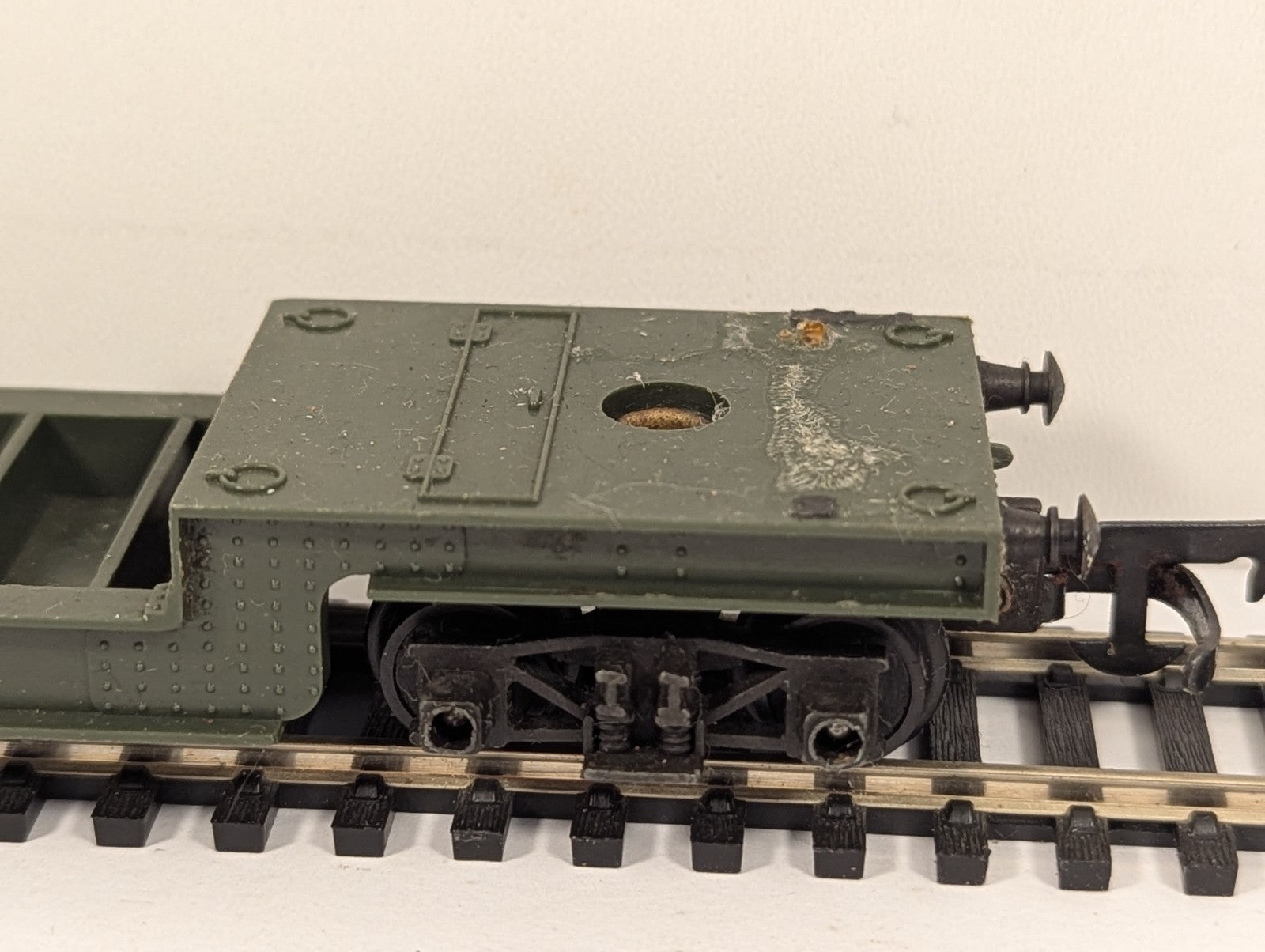 Tri-ang OO Gauge Bogie Well Wagon 41917