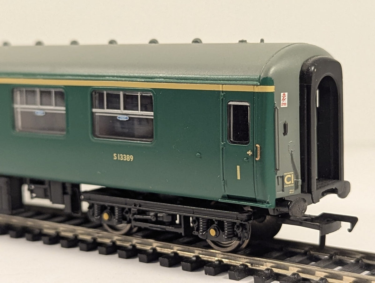 Bachmann OO Gauge BR Mk2 FK Corridor First Passenger Coach S13389 BR(S) Green