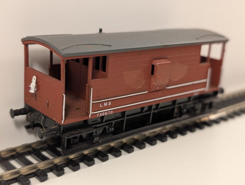 Airfix OO Gauge BR (LMS) 20T Brake Van