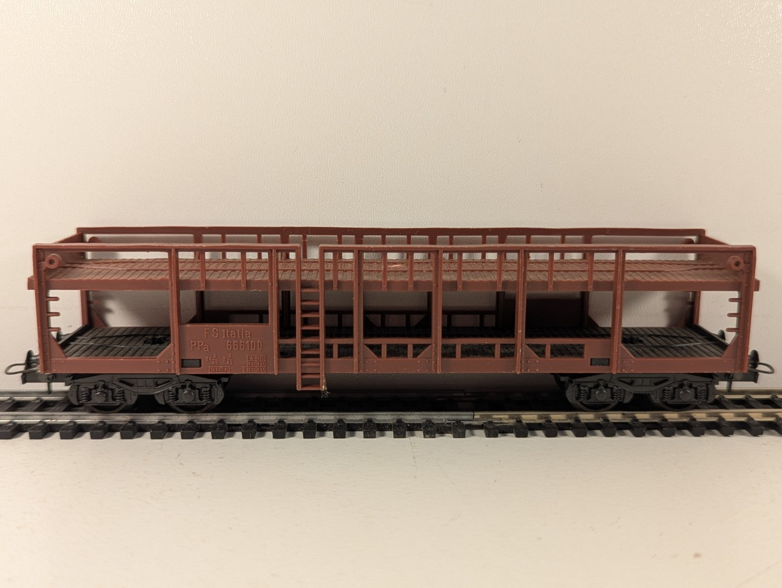 Lima HO Gauge FS Brown Car Transporter Wagon
