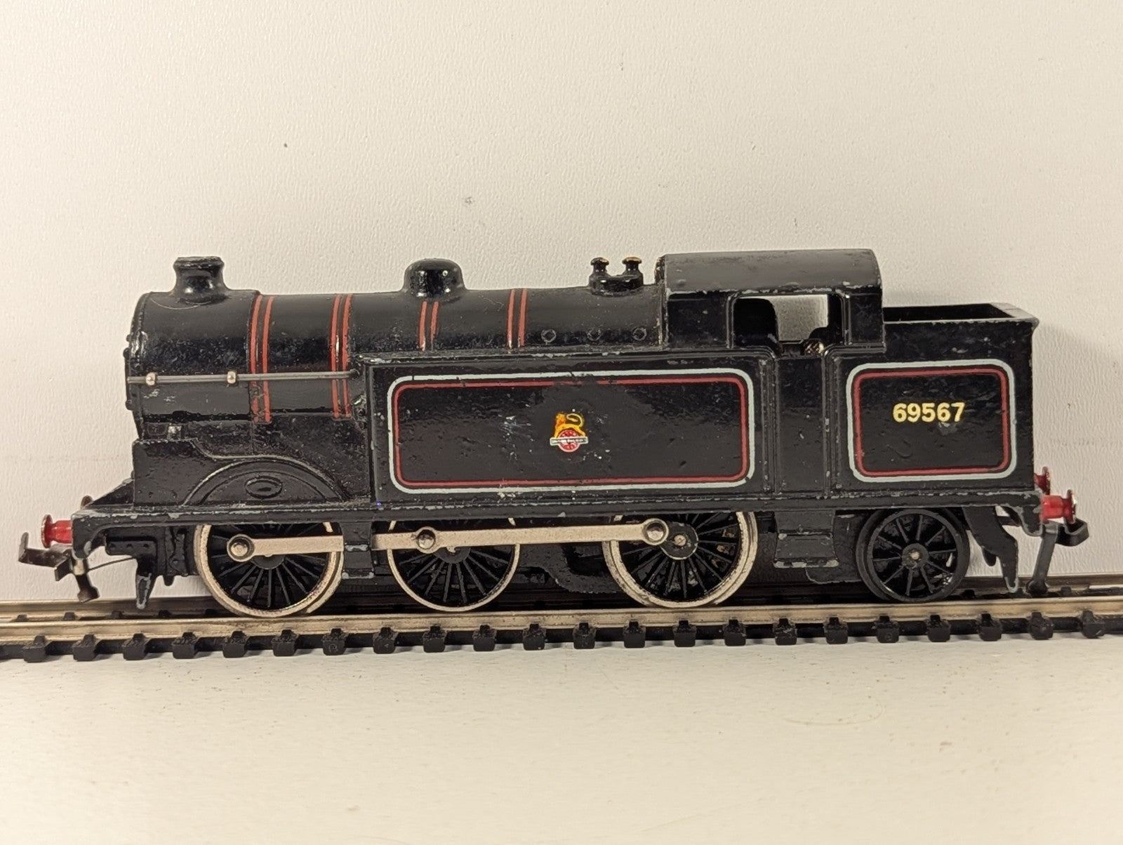 Hornby Dublo EDL17 Class N2 0-6-2T Steam Locomotive OO Gauge