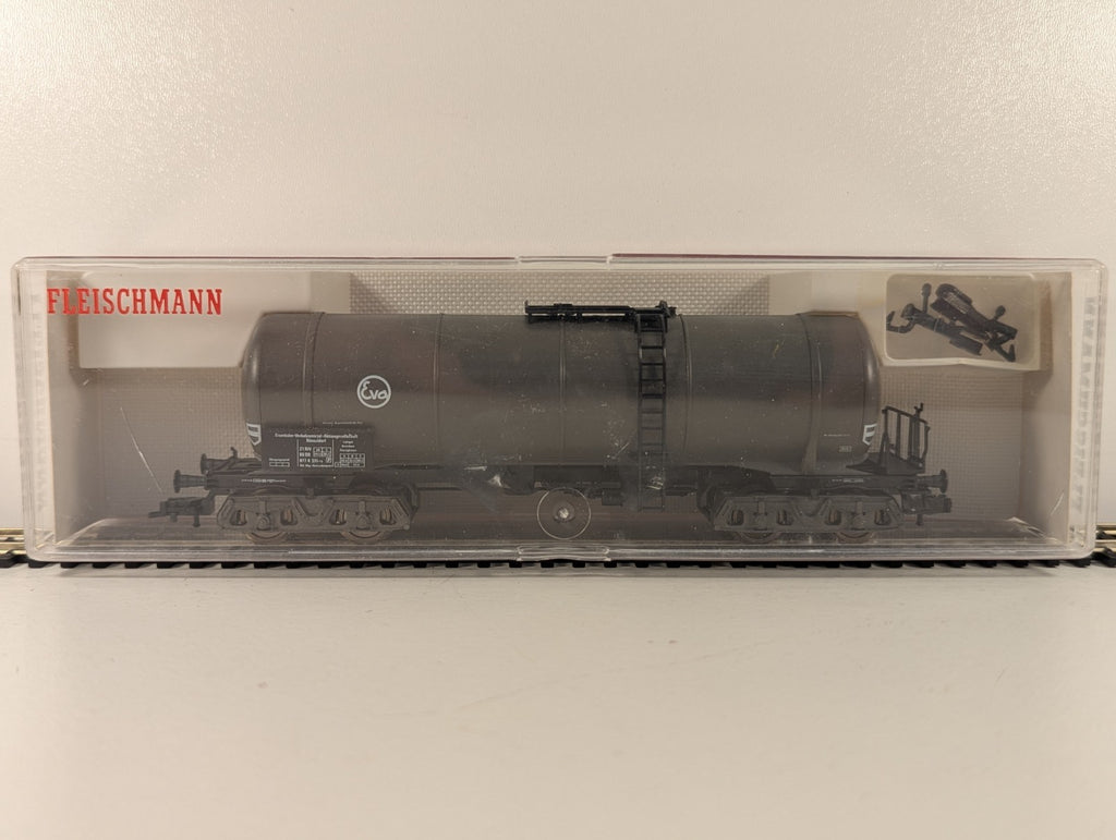 Fleischmann 5475 HO Gauge Tank Wagon