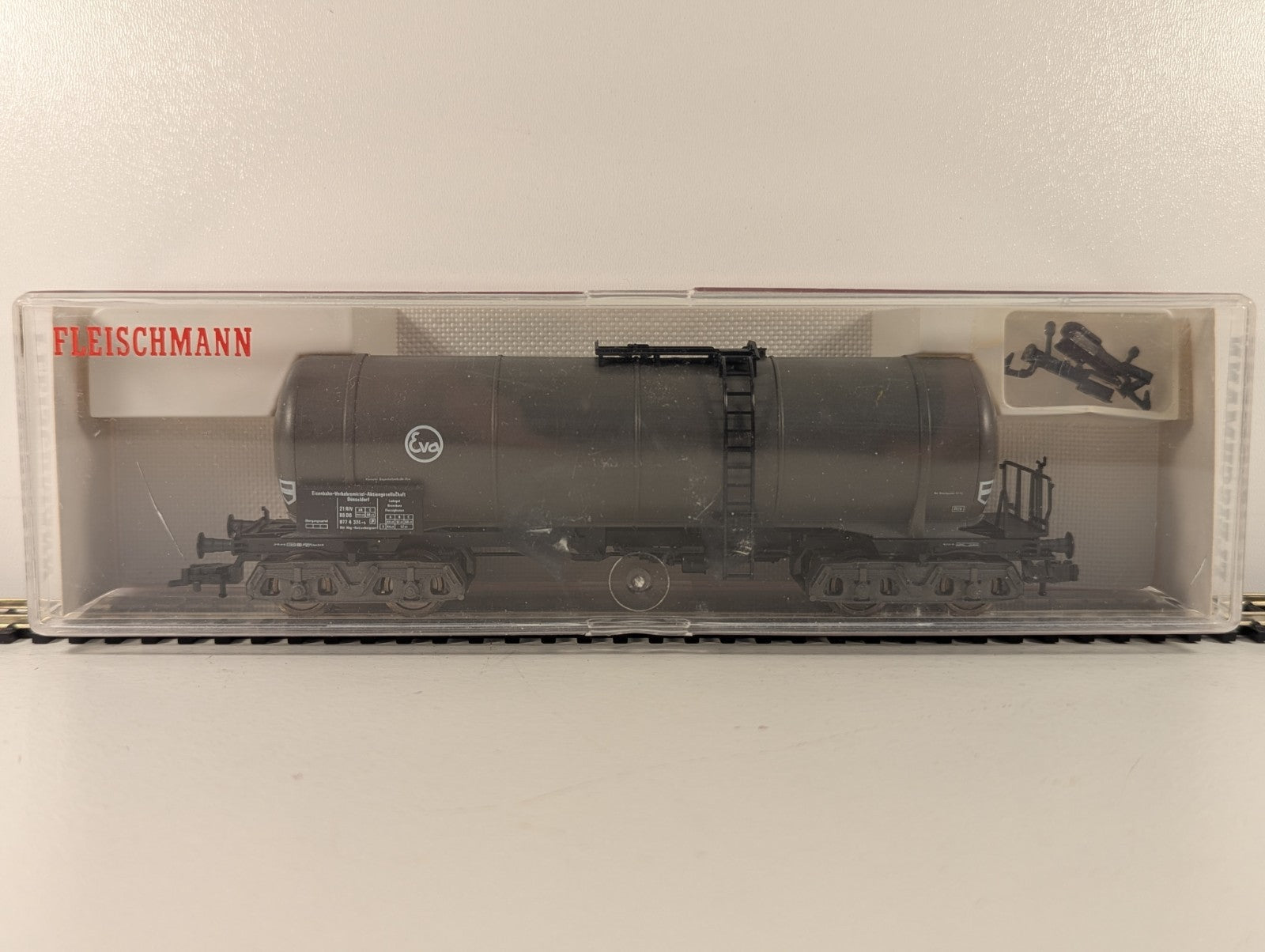 Fleischmann 5475 HO Gauge Tank Wagon
