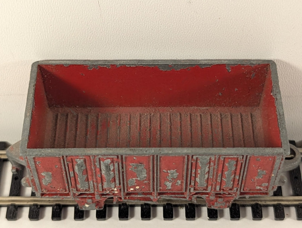 Dinky Toys OO Gauge High-Sided Open Wagon Goods Wagon Red 061