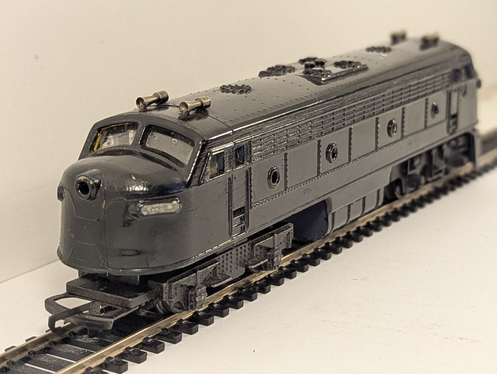 Tri-ang Railways R159 Double-Ended Diesel Locomotive OO Gauge - Repainted