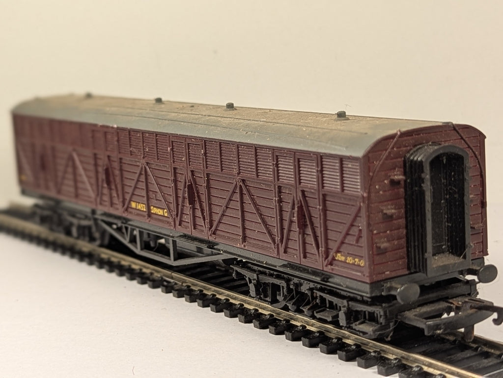 Mainline Railways OO Gauge Siphon G Bogie Van W1452 BR Maroon