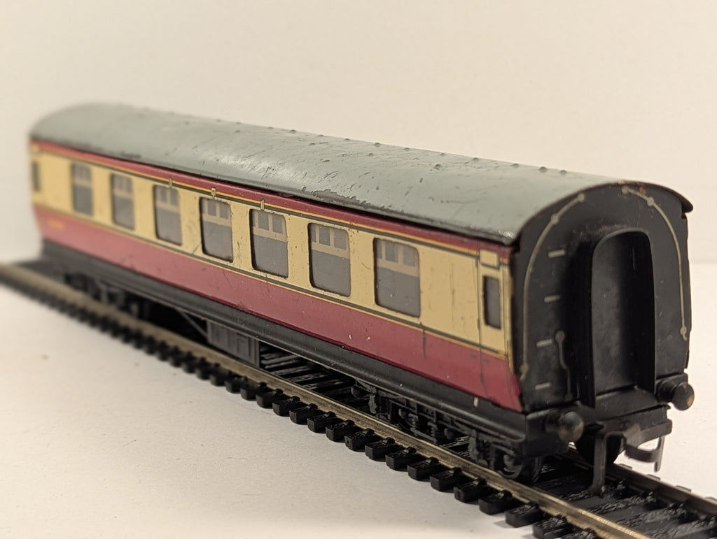 Hornby Dublo OO Gauge BR Corridor Composite Coach Passenger Coach M 4183