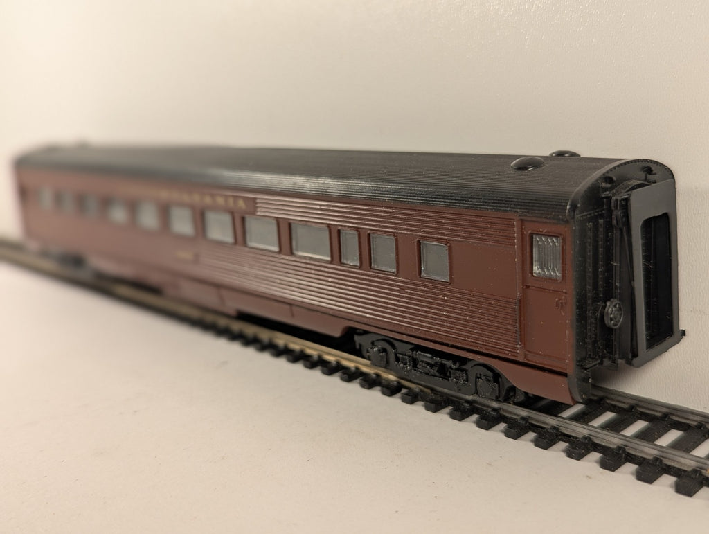 Athearn HO Gauge Streamlined Diner Passenger Coach 4905 Pennsylvania Railroad