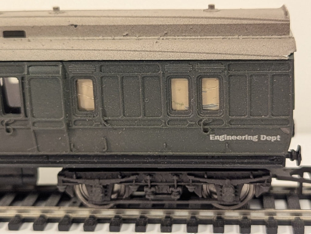 Hornby OO Gauge BR Clerestory Departmental Coach 'Engineering Dept' Coach