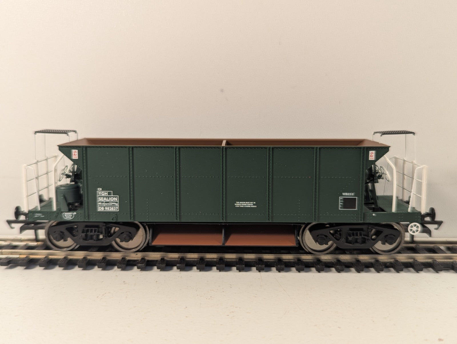Hornby R6328A BR Sealion