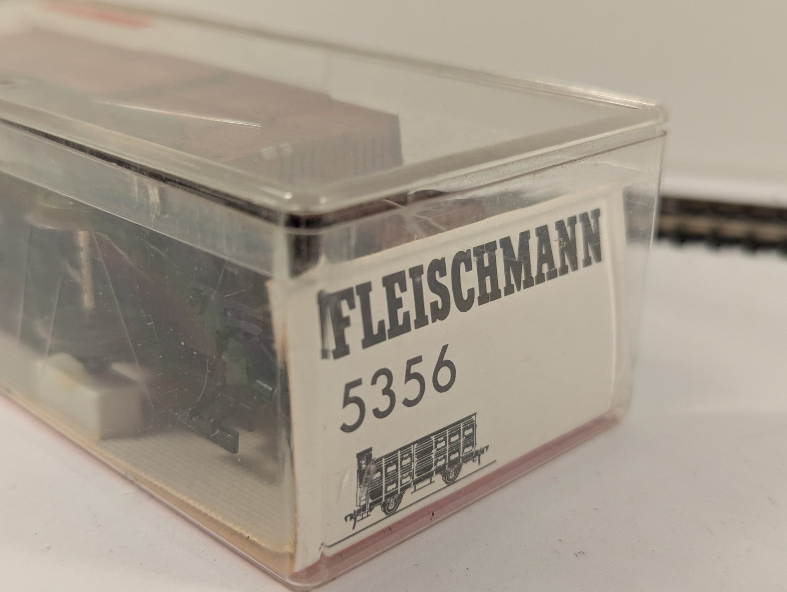 Fleischmann 5356 HO Gauge Red Cattle Wagon with Brakeman's Cab Boxed