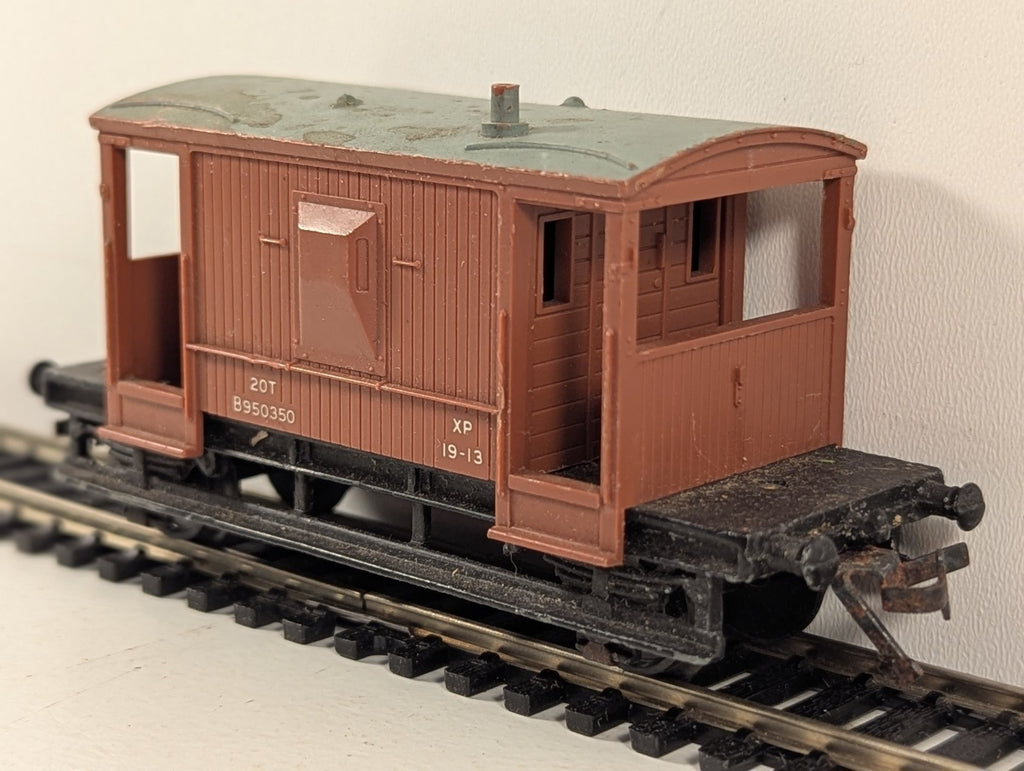 Hornby Dublo 4311 BR Brown 20 Ton Standard Goods Brake Van