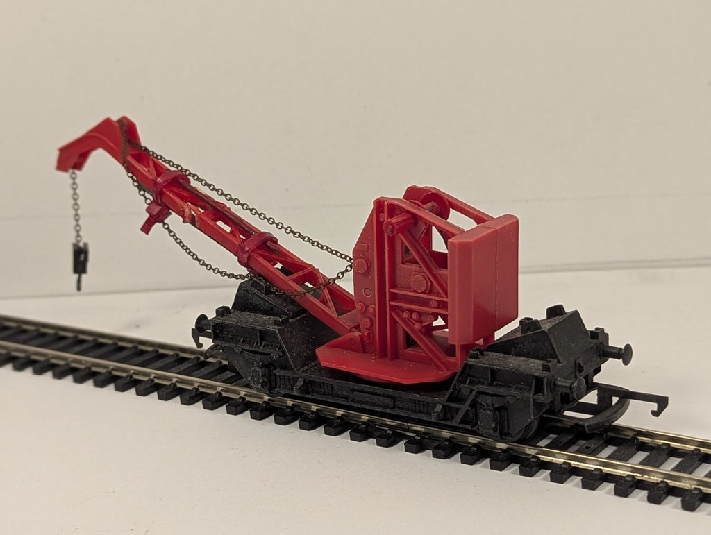 Tri-ang OO Gauge R127 Hand Crane Wagon Red / Black