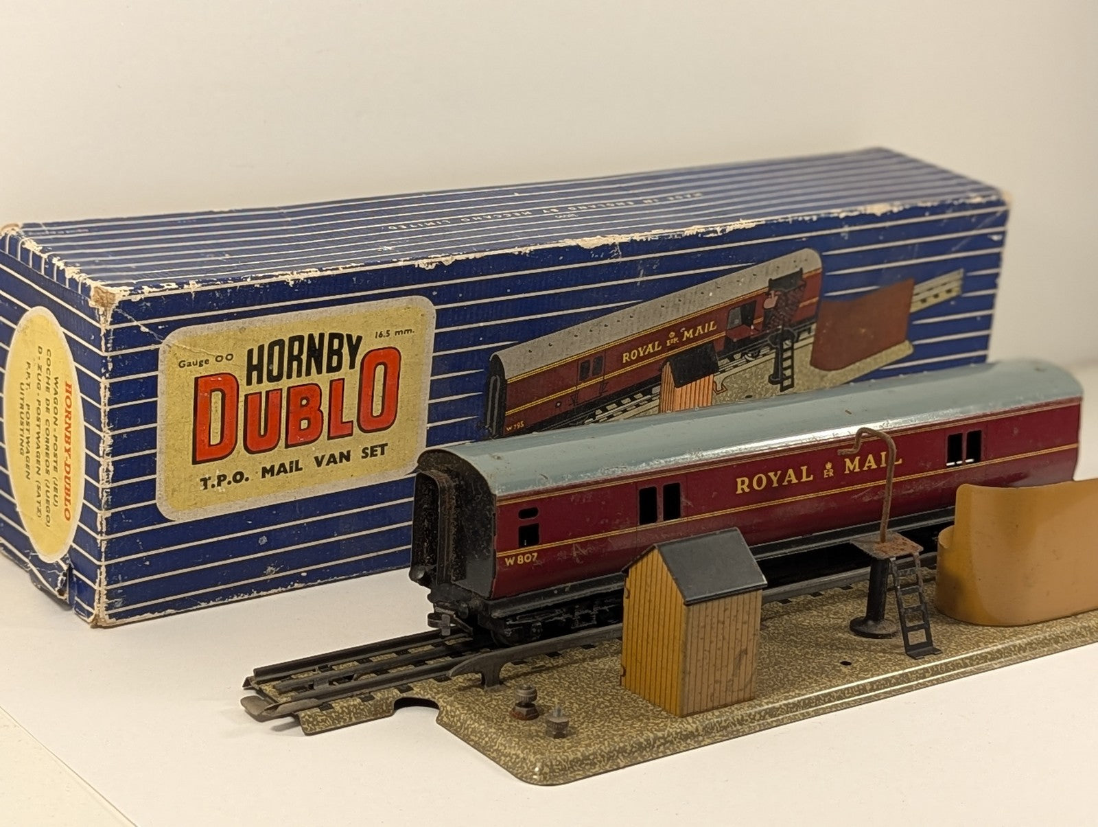 Hornby Dublo OO Gauge T.P.O. Mail Van Set W 807 BR Maroon 32099