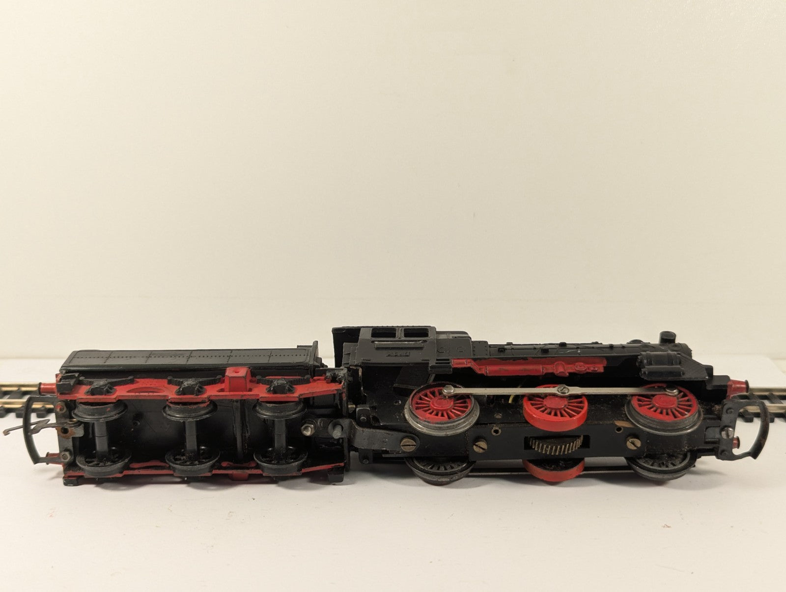 Roco HO Gauge German 0-6-0 Tender Engine Non-Runner