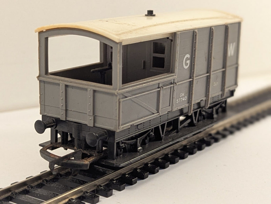Tri-ang R16 OO Gauge GWR 20t Toad Brake Van 57740