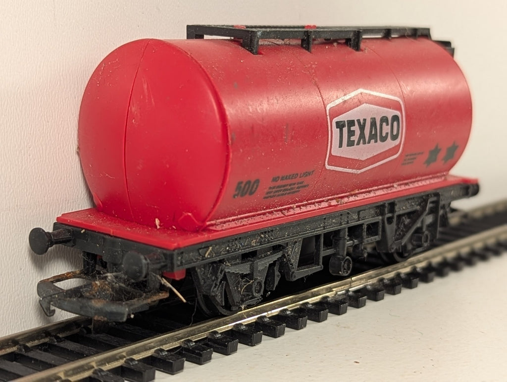 Hornby OO Gauge Texaco Tank Wagon 500 Texaco Red R127