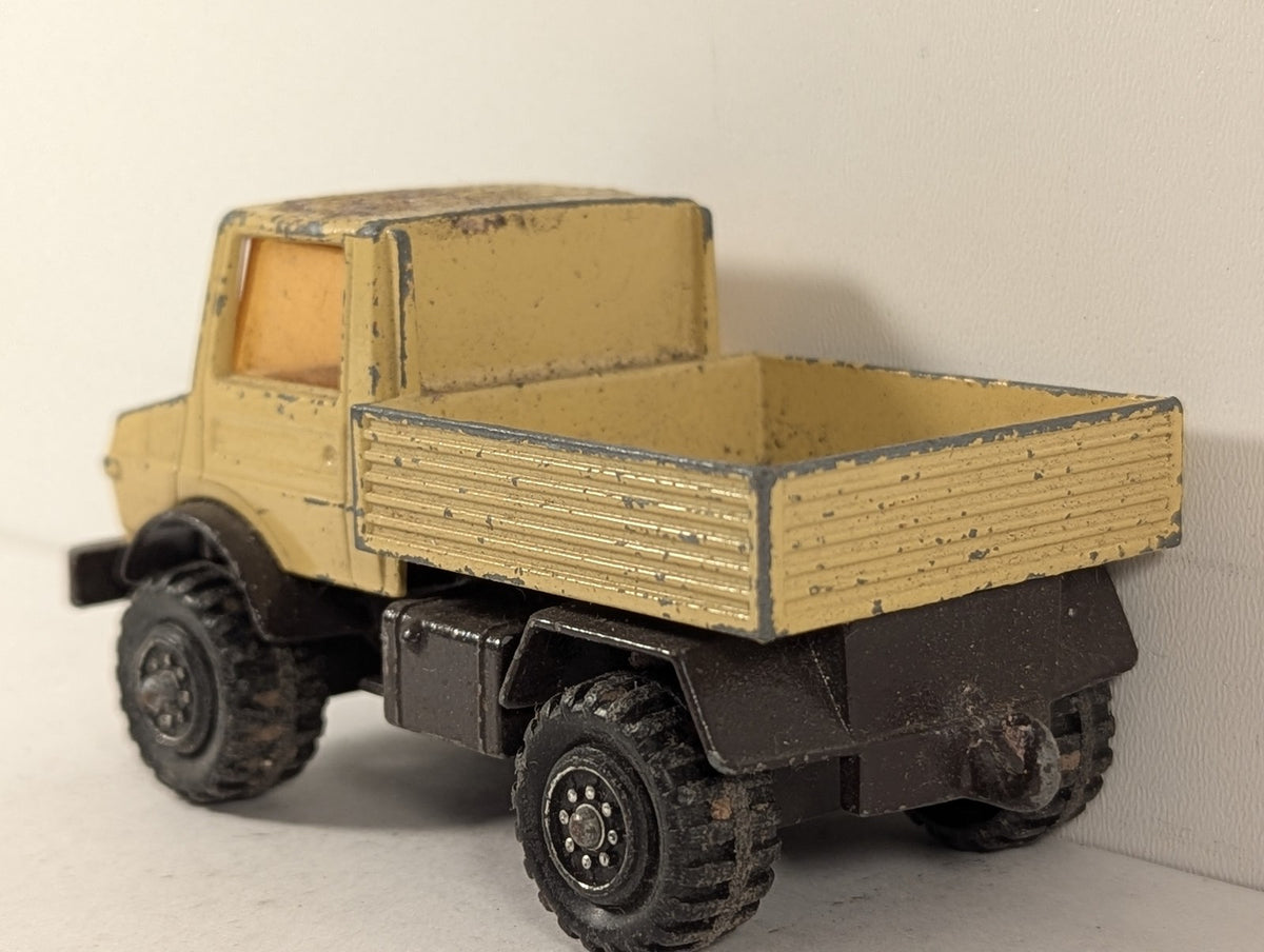 Matchbox Mercedes-Benz Unimog Die-cast Vehicle Yellow K-10