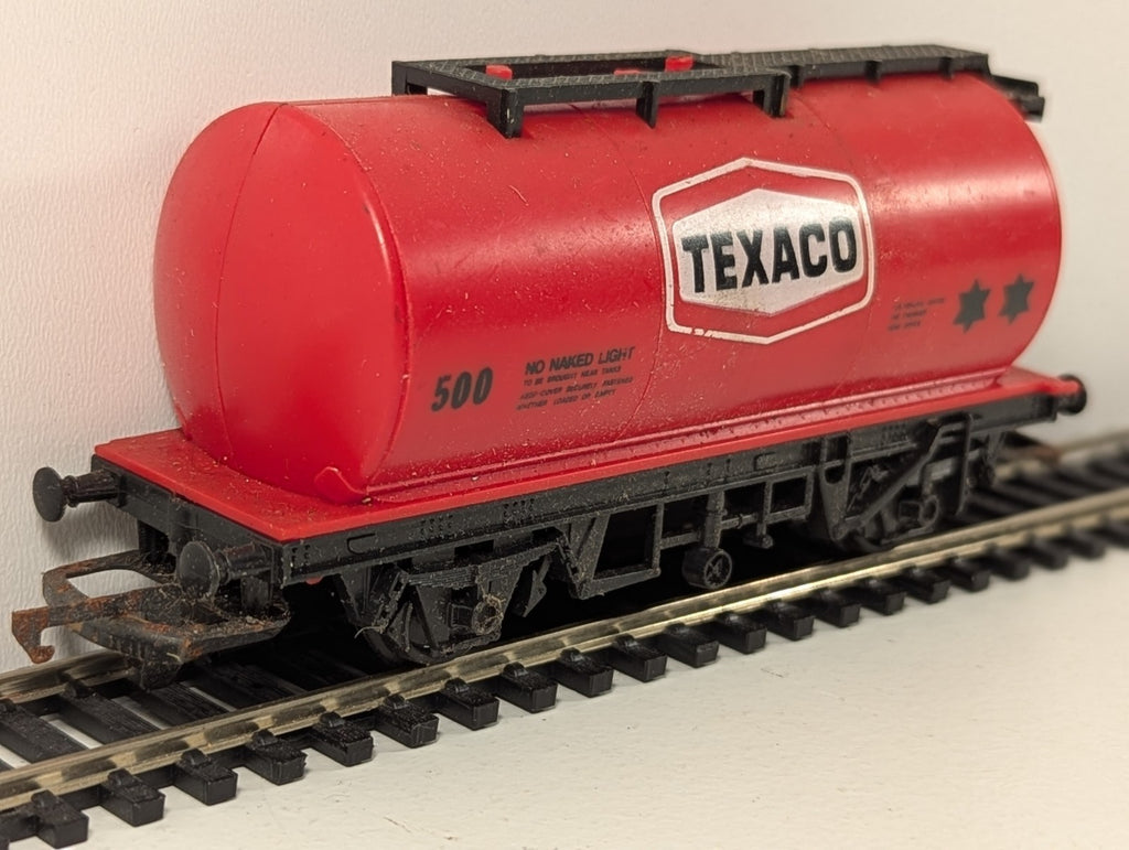 Hornby R231 OO Gauge Texaco Tank Wagon