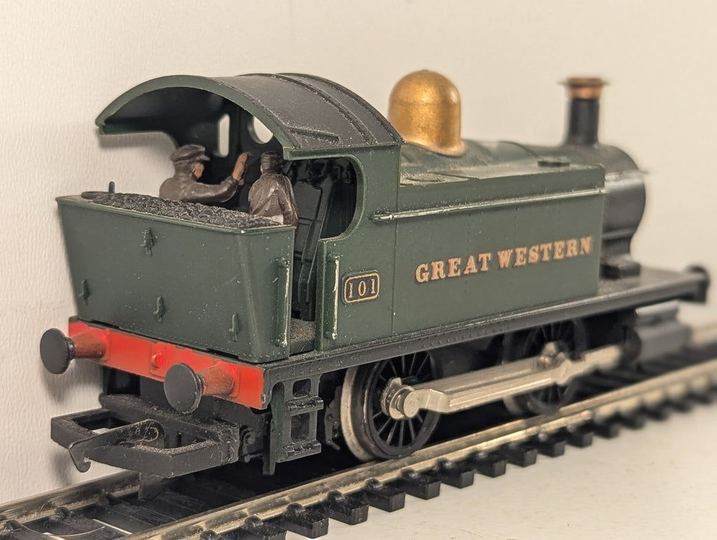 Hornby OO Gauge GWR Holden Class 101 0-4-0T Steam Locomotive GWR Green