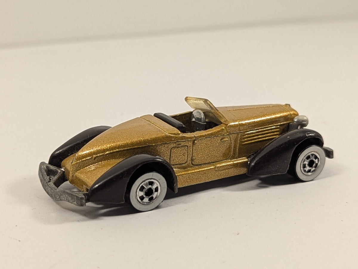 Hot Wheels 1:64 Auburn 852 Die-cast Model Car Gold with Black Fenders