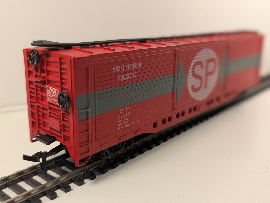 AHM HO Gauge Southern Pacific Evans All-Door Boxcar