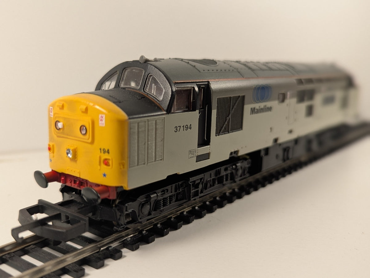 Lima 204985 Class 37 No.37194 – British International Freight Association