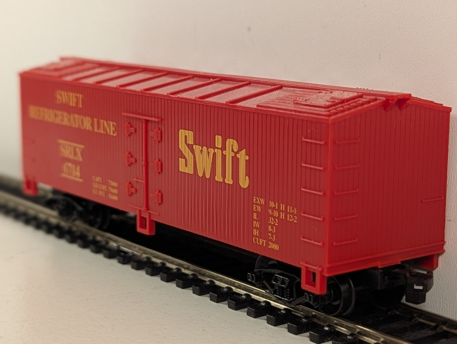 Industrial Rail HO Scale Swift Refrigerator Line Refrigerator Car 6714