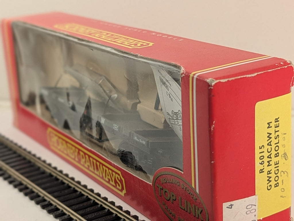 Hornby R6015 OO Gauge GWR Macaw B Bogie Bolster Wagon 107285