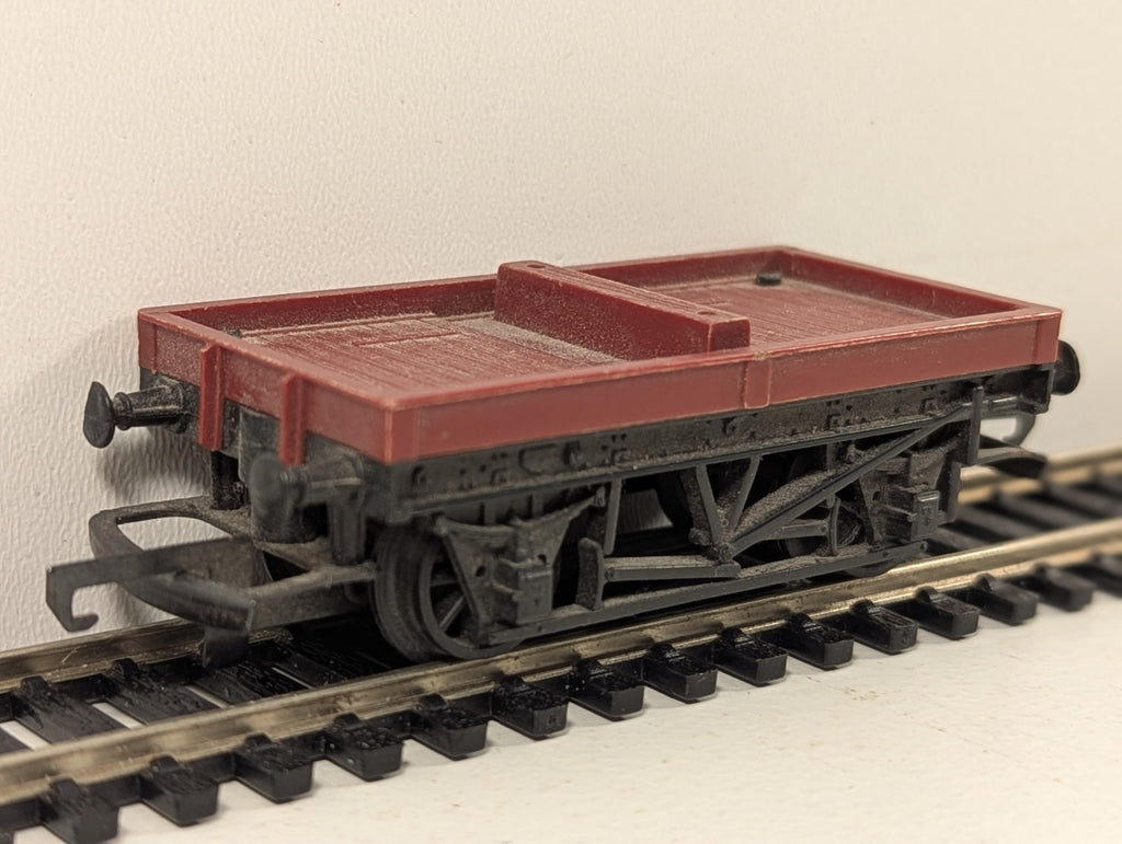Tri-ang R17 OO Gauge Conflat Wagon