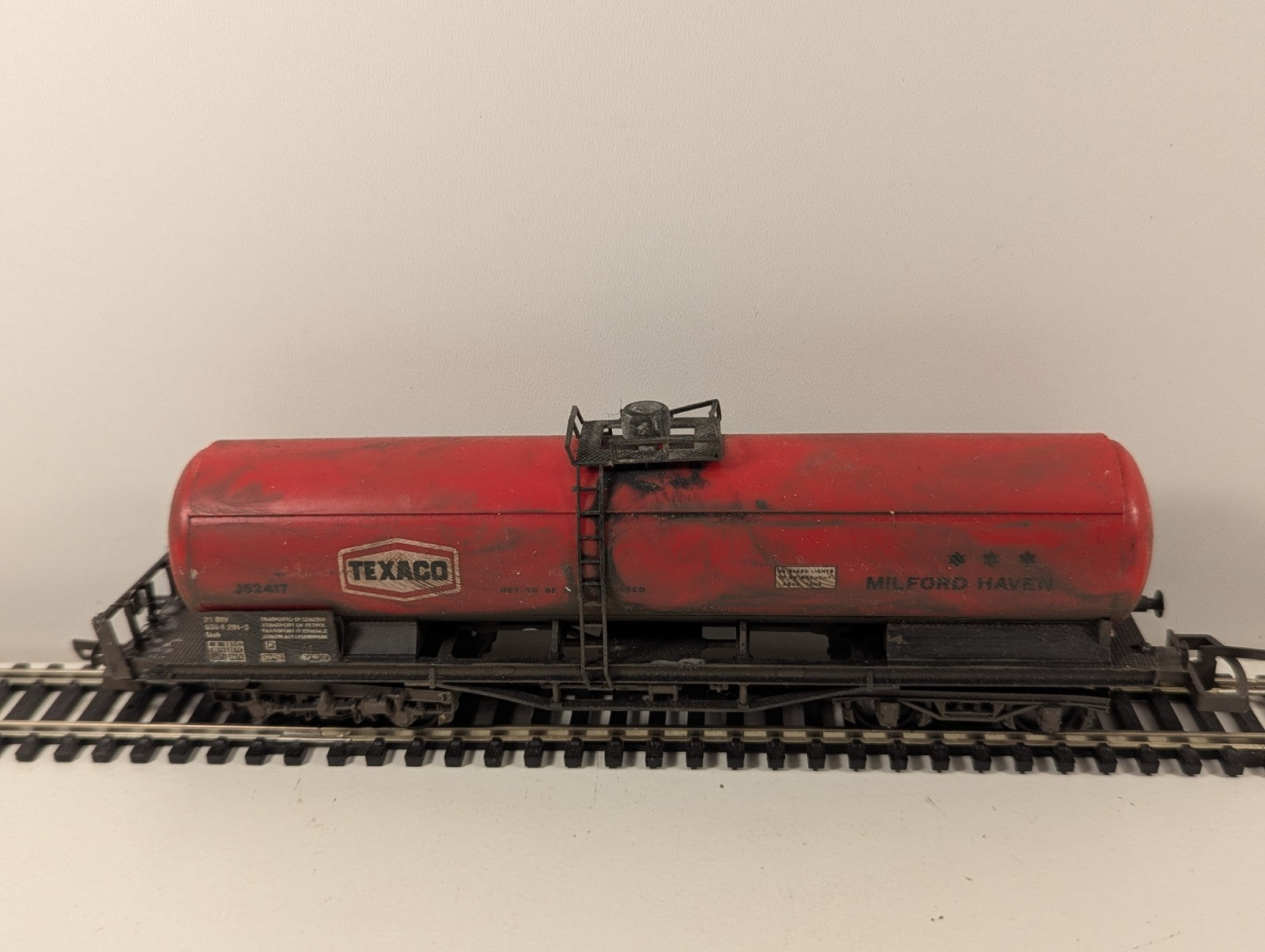 Lima Texaco Milford Haven Bogie Tanker Weathered