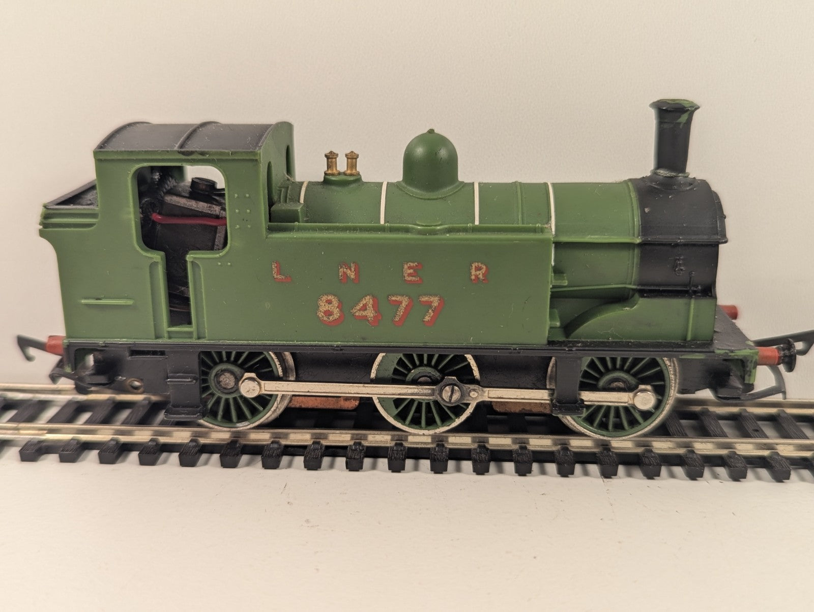 Hornby R252 OO LNER J83 8477 Tank Loco Spares