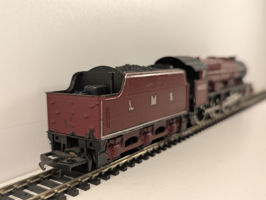 Airfix OO Gauge Royal Scots Fusilier Steam Locomotive - Repainted Maroon