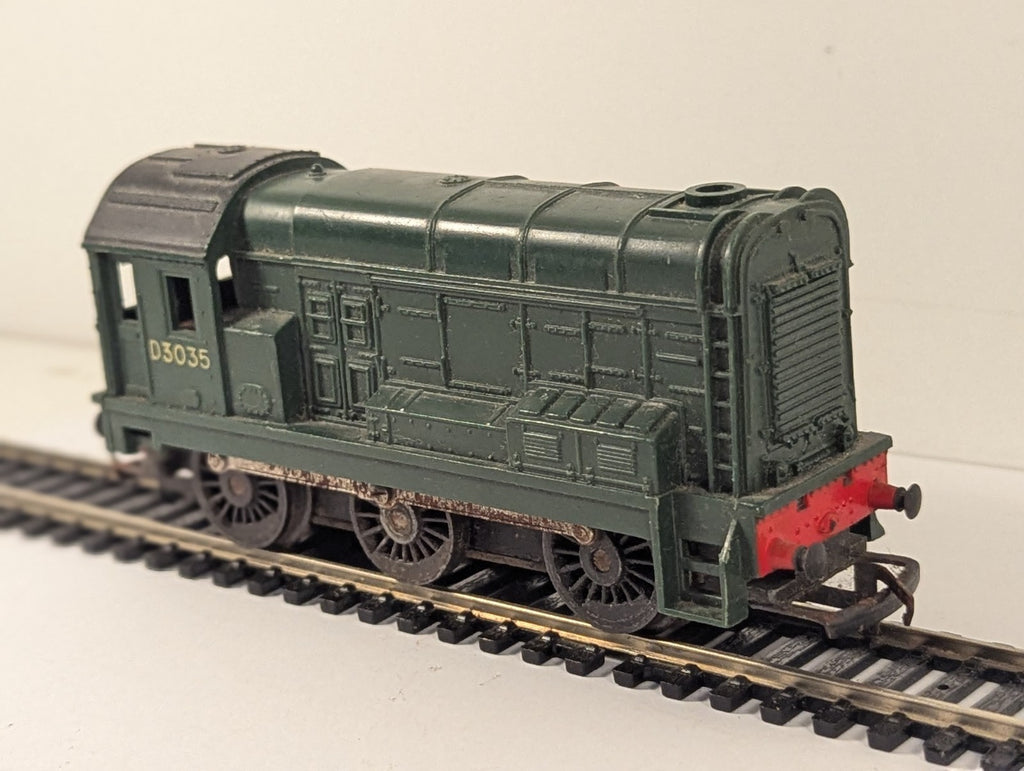 Tri-ang R152 OO Gauge Class 08 Diesel Shunter D3035 BR Green - Spares