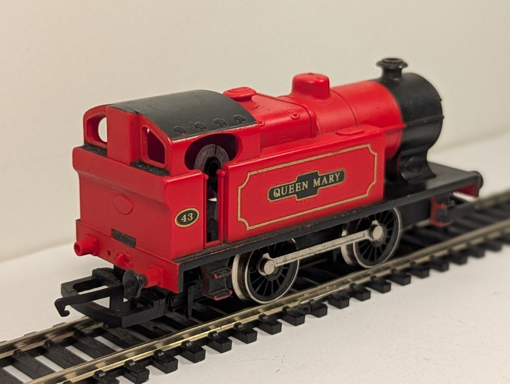 Hornby R863 OO Gauge Class D 0-4-0T “Queen Mary”
