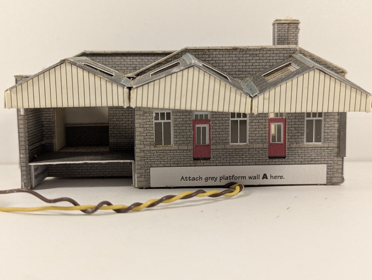 Metcalfe N Gauge Stone Station Building PO238