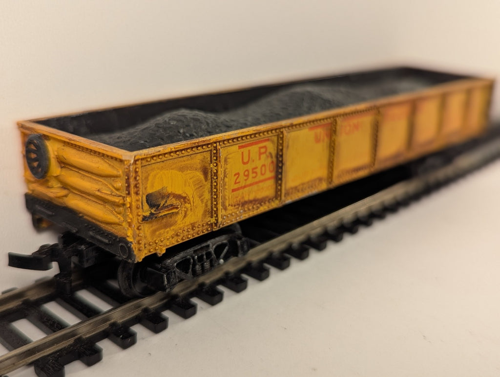 HO Gauge Union Pacific Gondola with Coal Load Gondola Wagon 29500
