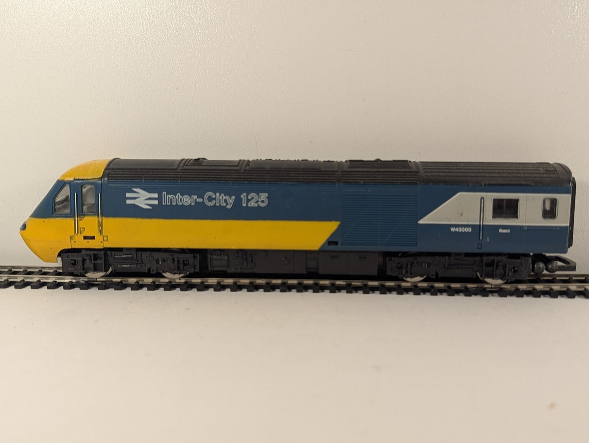 Hornby OO Gauge Class 43 HST Dummy Power Car Diesel Locomotive W43003