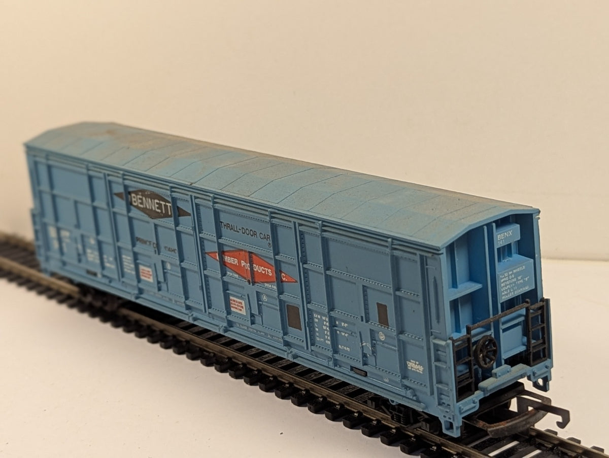 Life-Like Trains HO Gauge 50ft Thrall Door Box Car - Boxed