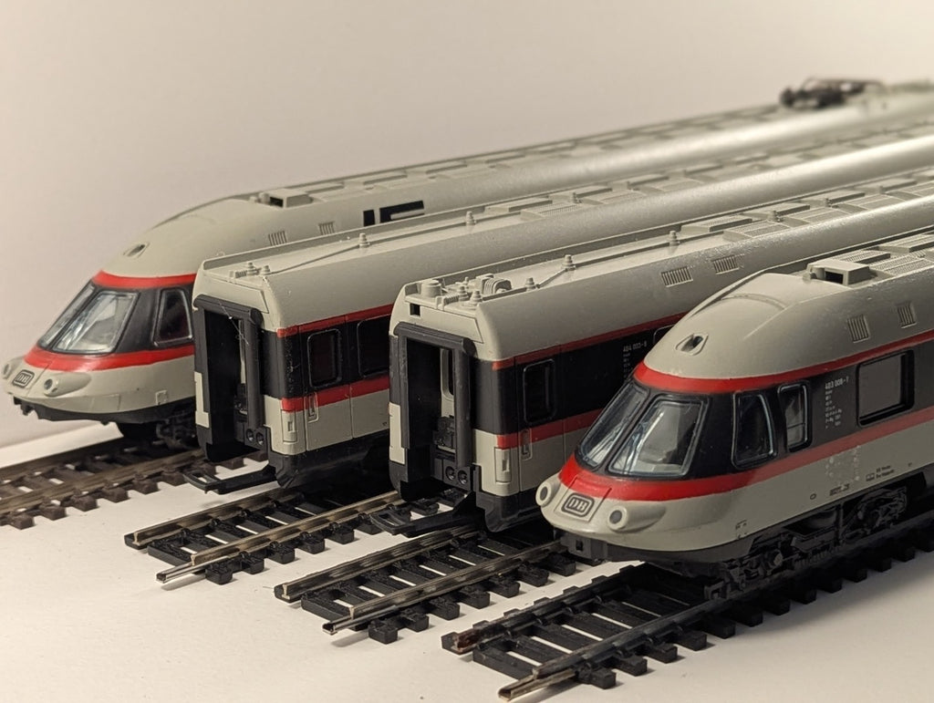 Lima 149742 HO Gauge DB Class 403 IC 4-Car EMU Train Set