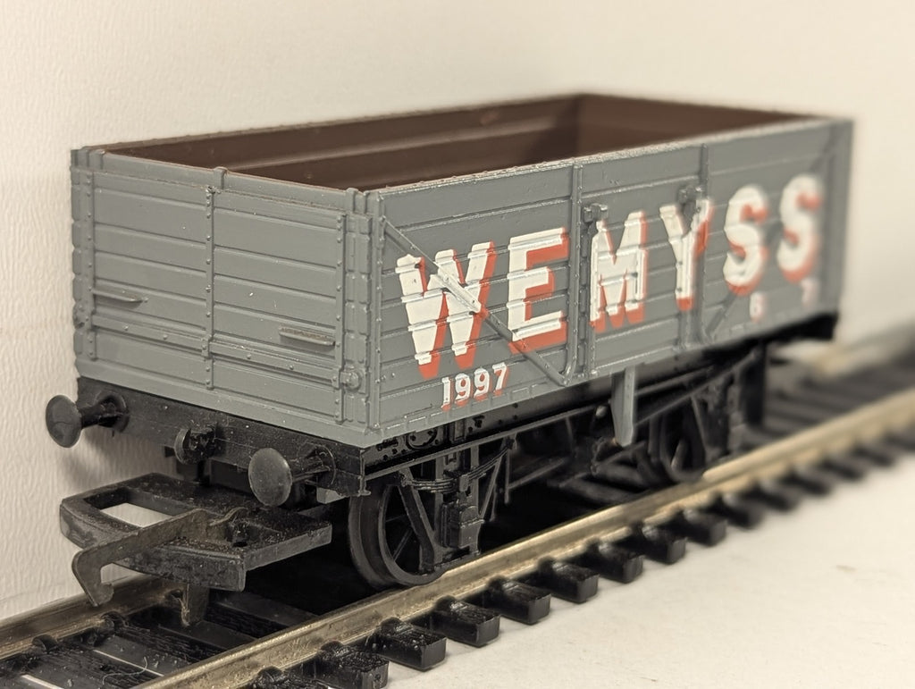 Hornby OO Gauge 7 Plank Open Wagon Goods Wagon 1997 Wemyss R6241
