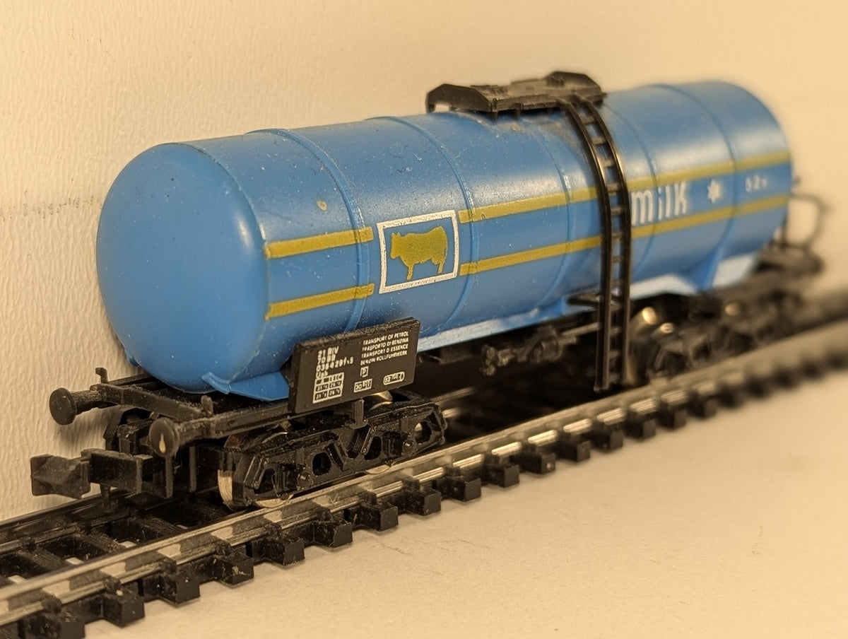 Lima N Gauge Bogie Milk Tanker Wagon Tank Wagon 152 D Blue