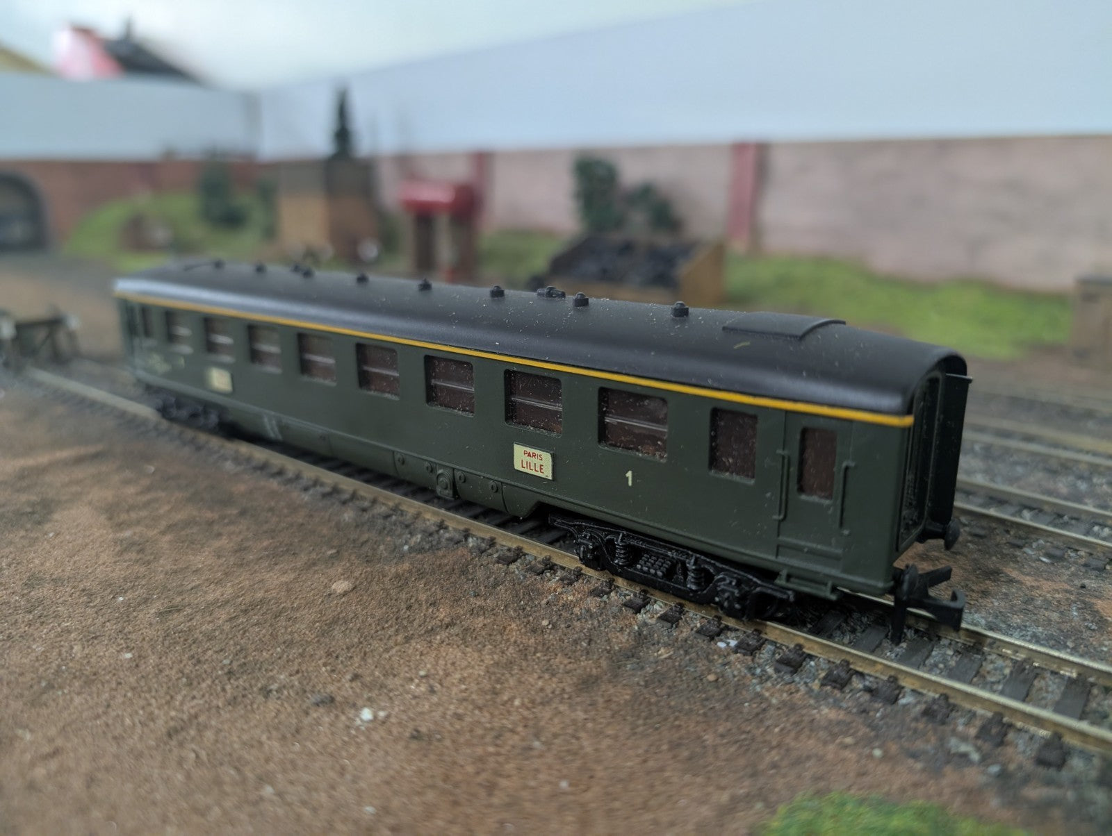 Hornby Acho Passenger Coach 733 Passenger 2nd Class