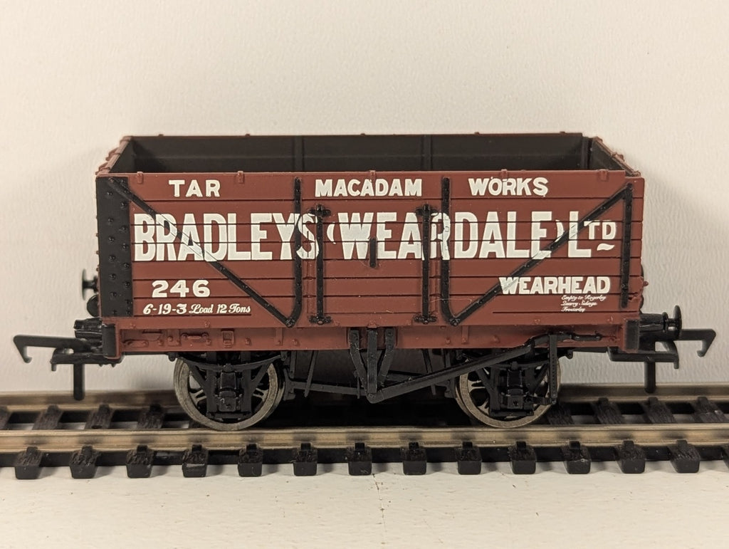Bachmann 37-083 OO Gauge 7 Plank End Door Wagon Bradleys Weardale Ltd
