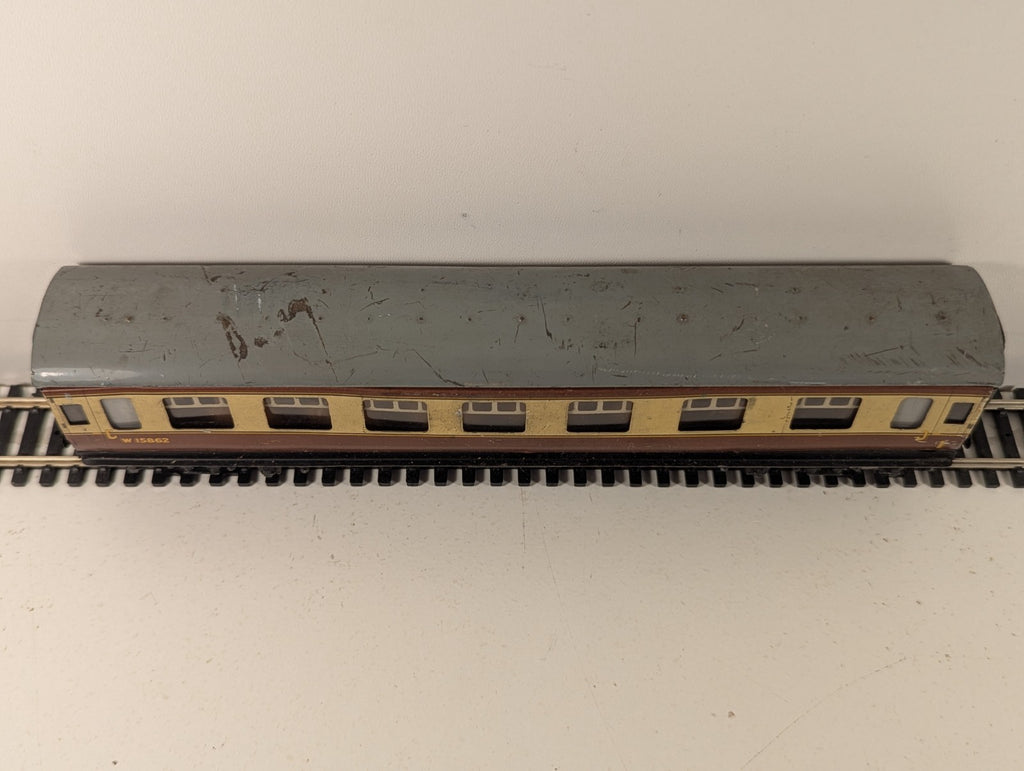 Hornby Dublo BR First Class Corridor Coach OO Gauge