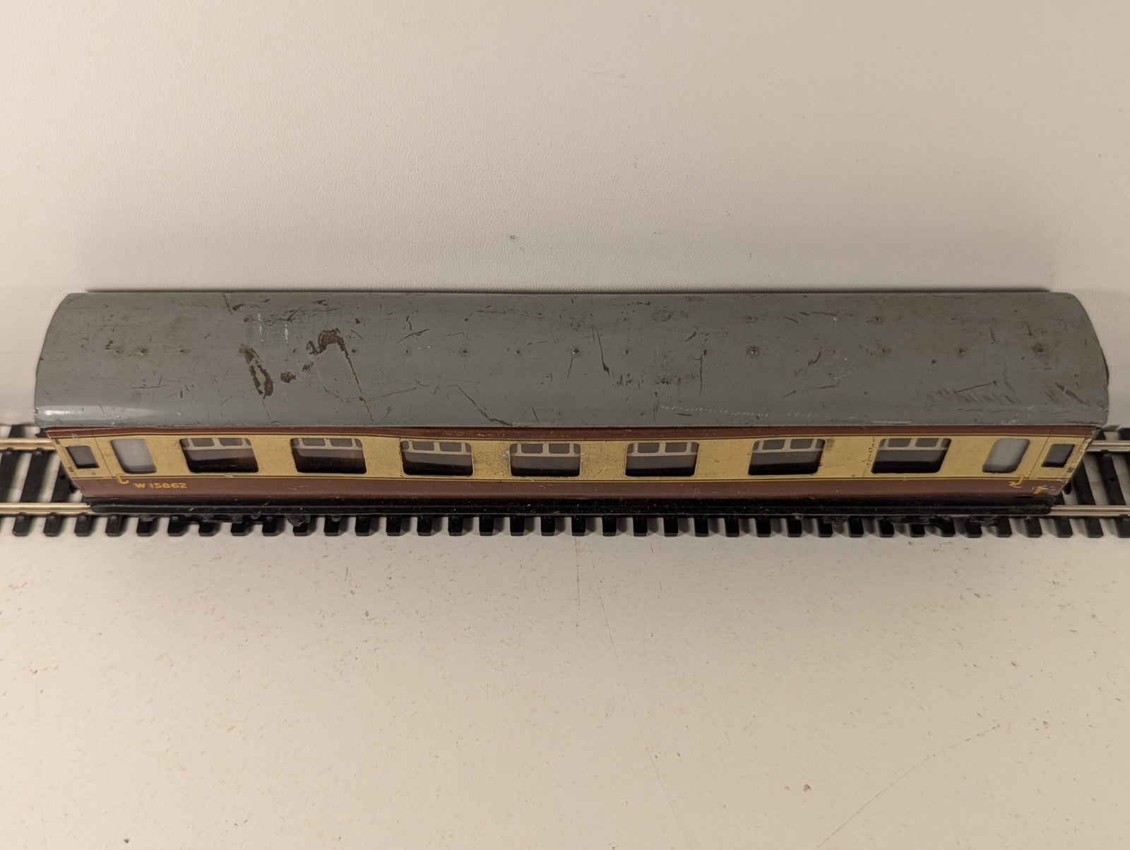 Hornby Dublo BR First Class Corridor Coach OO Gauge