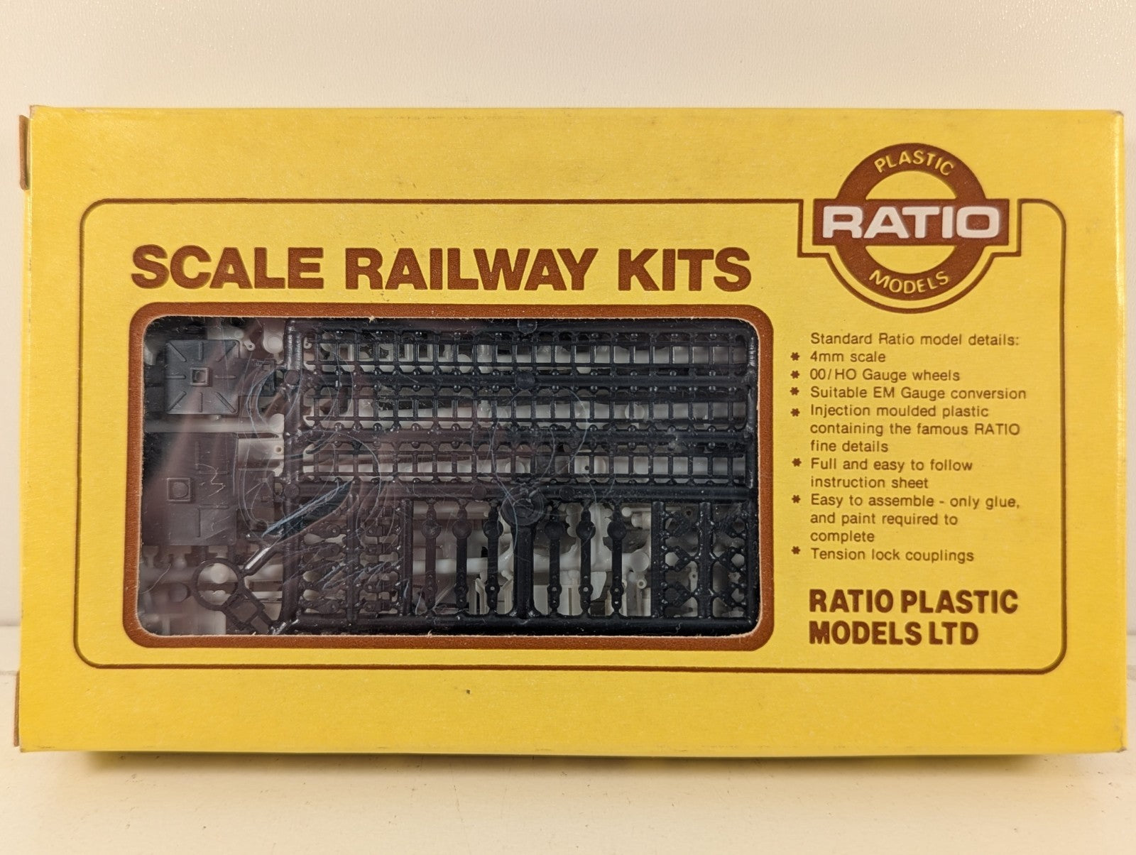 Ratio Pair of Railway Signal Kits – Model Railway Kits