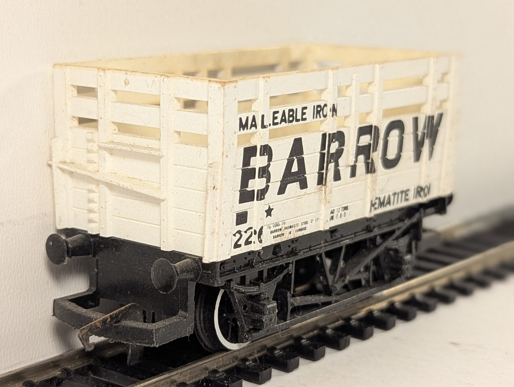 Hornby OO Gauge Barrow Coke Wagon Wagons 1226 Barrow Haematite Steel Co. R235